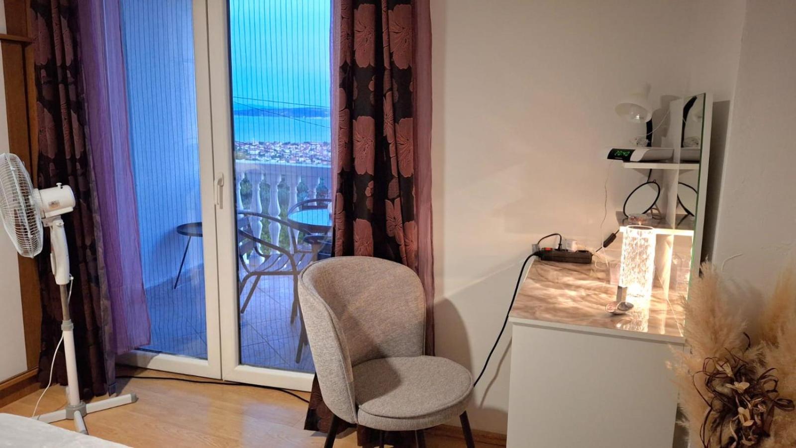 Apartment Natali Kaštel Stari Exterior foto