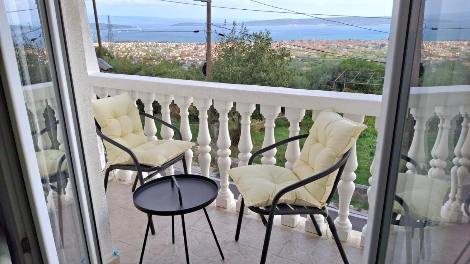 Apartment Natali Kaštel Stari Exterior foto